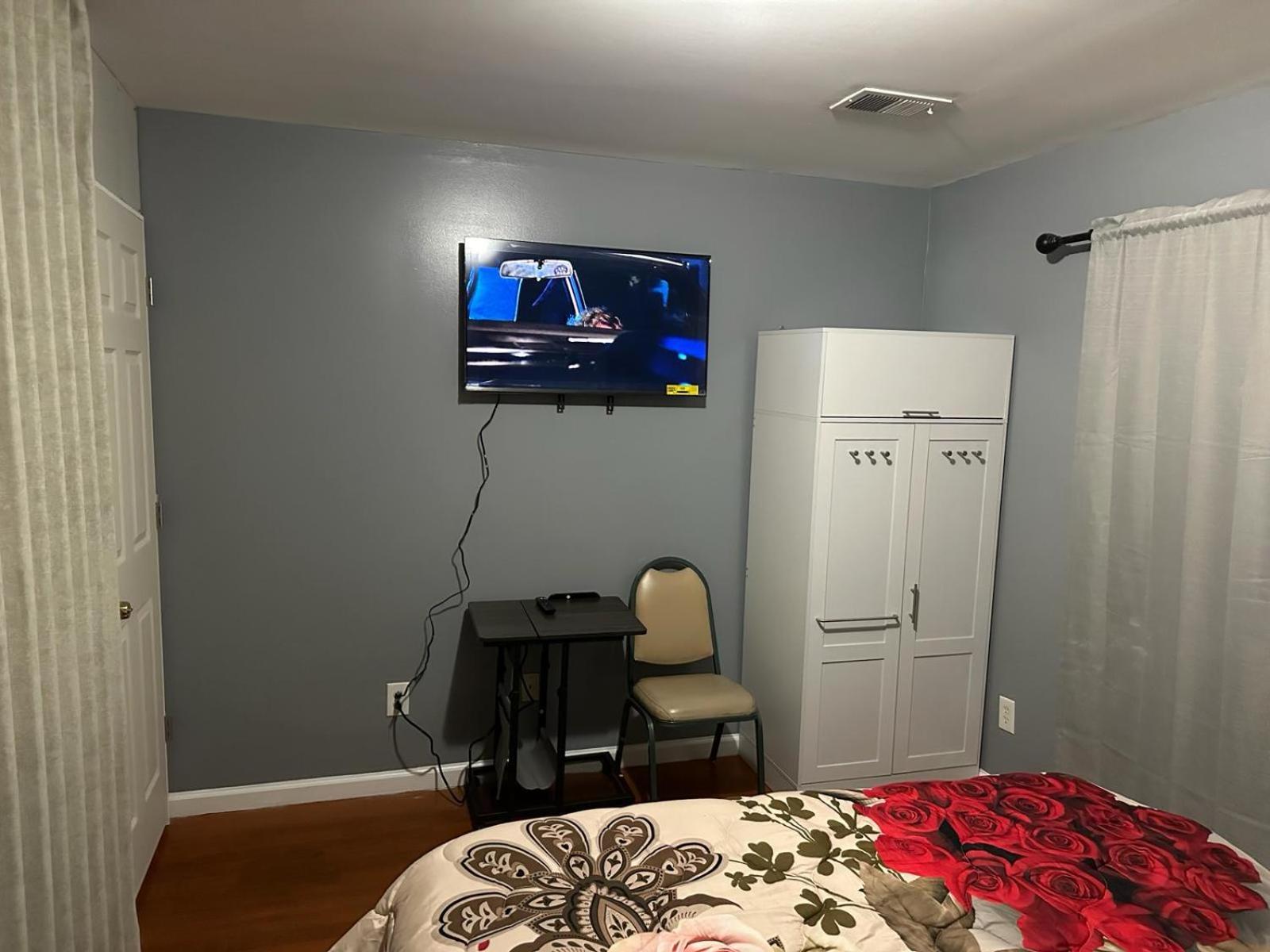 Divine Guest House Room D. 6Mins Near Ewr Newark Airport, 4Mins To Penn Station / Prudential Экстерьер фото